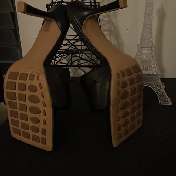 All Black small heels!! - Picture 2 of 2